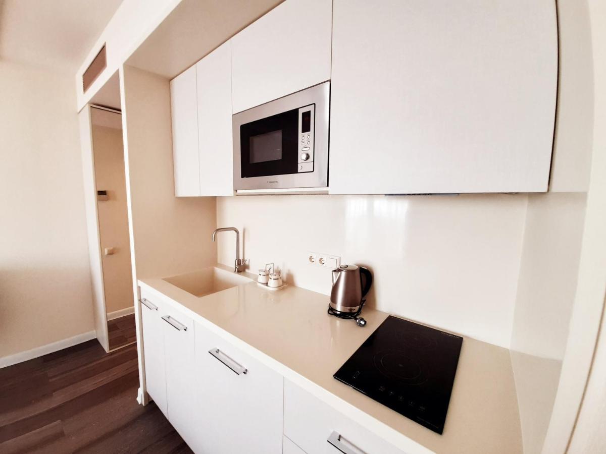 Alliance Palace Sea View Apartment Batumi Exterior foto